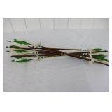 12 Green Arrows