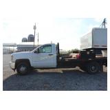 Cheverlot 3500 Flatbed Truck