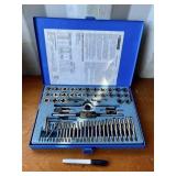TAP AND DIE SET