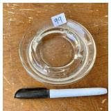 VINTAGE GLASS ASHTRAY