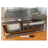 UNISONIC COLOR TV,RADIO, RECORDER COMBINATION 967