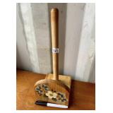 WOOD TOILET PAPER HOLDER