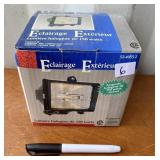 OUTDOOR LIGHT IN BOX