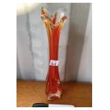 VINTAGE ART GLASS VASE