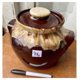 VINTAGE POTTERY BEAN POT