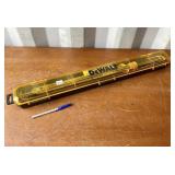1/2'  DEWALT TORQUE WRENCH