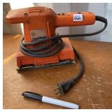BLACK AND DECKER SANDER