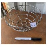 METAL BASKET