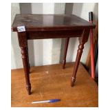 SMALL WOOD TABLE