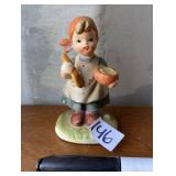 NAPCO GIRL HOLDING BOWL