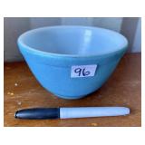 VINGTAGE PYREX MIXING BOWL