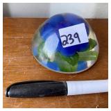 GLASS PAPER WEIGHT