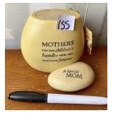 MOTHERS CANDLE