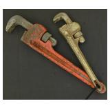 2 Pipe Wrenches