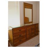 Dresser/ Mirror