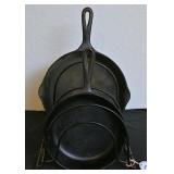 Cast Iron Skillets/ Rack