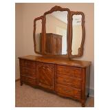 Drexel Heritage Collection Double Dresser/ Mirror
