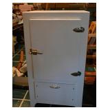 Refrigerator Cabinet