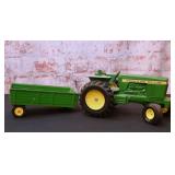 John Deere Die-Cast Farm Tractor
