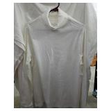 White stag long-sleeve turtleneck shirt size XXL White stag long-sleeve turtleneck shirt size XXL