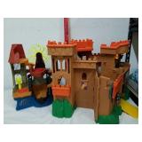 Toy castle set