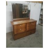 6 drawer vintage dresser with mirror