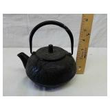 Cast iron teapot Cast iron teapot