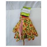 Three sets of new gardening gloves Three sets of new gardening gloves
