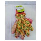 Three new pairs of gardening gloves Three new pairs of gardening gloves