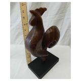 Wood rooster statue Wood rooster statue
