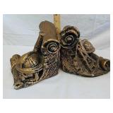 Pair of heavy bookends Pair of heavy bookends