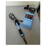 Soldering iron with controller Soldering iron with controller