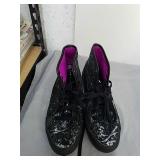 Nike shoes size 8 never worn Nike shoes size 8 never worn