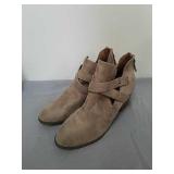 Indigo high heel shoes size 8.5 m Indigo high heel shoes size 8.5 m