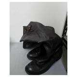 G. H. Bass & Co boots size 9.5 m G. H. Bass & Co boots size 9.5 m