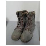Pop boots size 9.5 m Pop boots size 9.5 m
