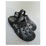 Men's Garden shoes size medium 10-11 Men's Garden shoes size medium 10-11