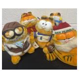 Group of Garfield plushies