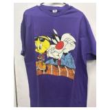 Vintage XL Looney Tunes Shirt
