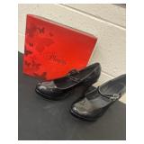 Size 8 pleaser heels