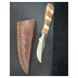 New 6.5ï¿½ wood skinner knife with shealth