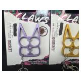 2 claws key chains