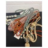 Group of curtain ropes