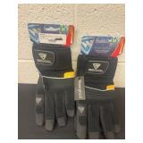 2 pairs of new winter gloves medium