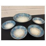 5pc blue white gold trim bowls 9ï¿½ and 6ï¿½  no