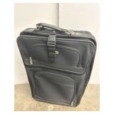 Gamma Collection Suitcase