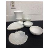 2 fine china bow, 2. Vases and candy dish
