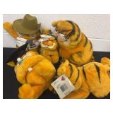 Group of Garfield plushies