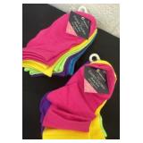 2 pairs of new socks