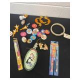 Group of Garfield pins, tooth brushes and cat